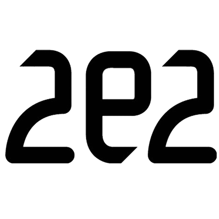 2E2 Logo
