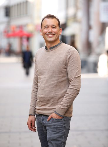 Martin Opercan